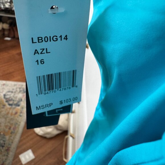 La Blanca Women's One Piece Swimsuit Single Shoulder Tummy Control Bathing Suit - Picture 3 of 5